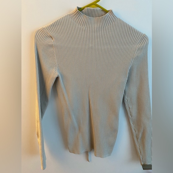 Aritzia Babaton AMBROSIA SCULPT KNIT SWEATER - Picture 3 of 3